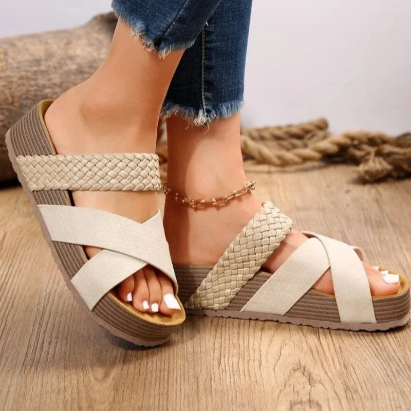 Cassis Wedges